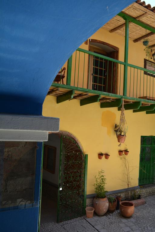 Anata Hostal La Paz Exterior photo
