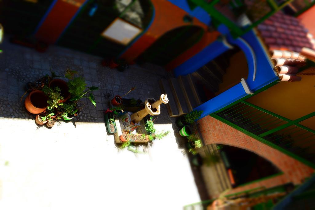 Anata Hostal La Paz Exterior photo