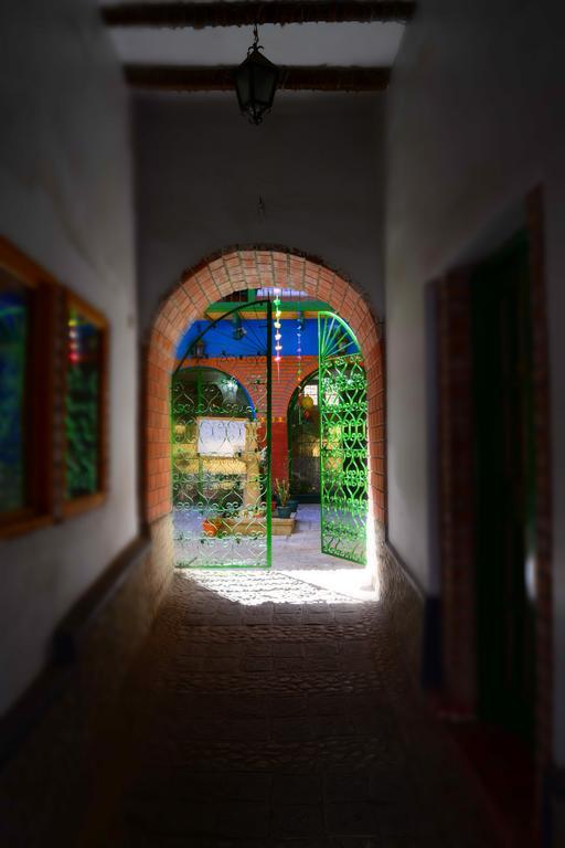 Anata Hostal La Paz Exterior photo